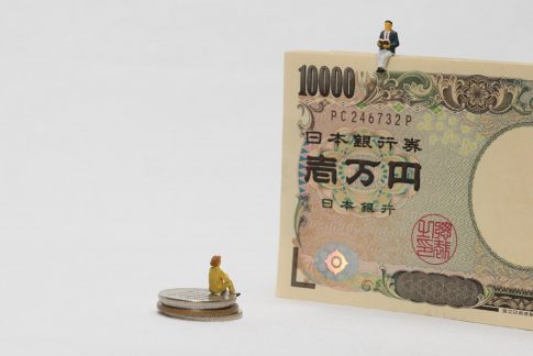 最低投資金額の差